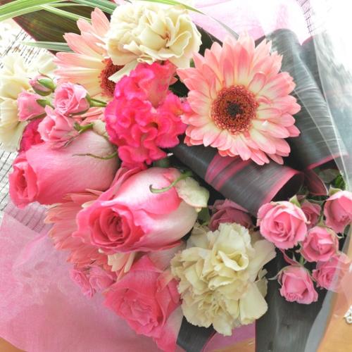 �L���[�g�ȃu�[�P�@CrystalRed�@�i�o���ƃK�[�x���̉ԑ��j�@�s���N�n�@�a�����E�����L�O���E���ʁE���j���E���\��