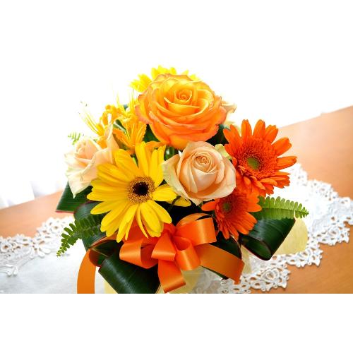 �L���[�g�ȃA�����W�@TopYellow�i�o���ƃK�[�x���̃t�����[�A�����W�����g�j���F�I�����W�n�@�a�����A�����L�O���A���j���A�h�V�̓�3
