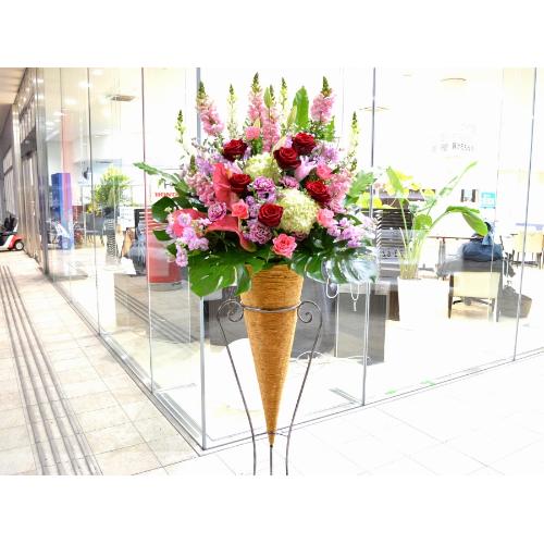 ���j���p�@�X�^���h�� �@�R�[���X�^���h�@�s���N�n  (�o���ƃ����̃X�^���h�ԁj�J�X�j���A�J�Əj���A���N�j���A�ړ]�j���A�A�C�j���A����A�R���T�[�g�A���\2