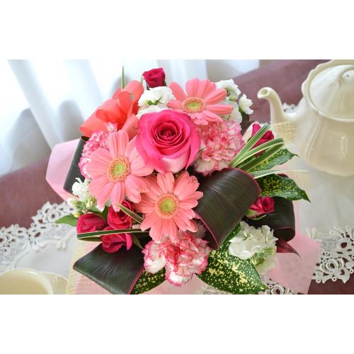 �L���[�g�ȃA�����W�����g�@SilentLove�@(�o���ƃK�[�x���̃t�����[�A�����W�����g�j�@�s���N�n�@�a�����A�����L�O���A���j���A���\��A�R���T�[�g�A���C�u4