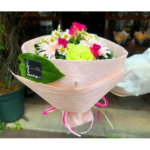 ��o�ɁA���ӂ����߂āu���ʗp�s���N�u�[�P S�v4