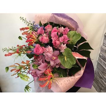 �X�^�b�t�摜