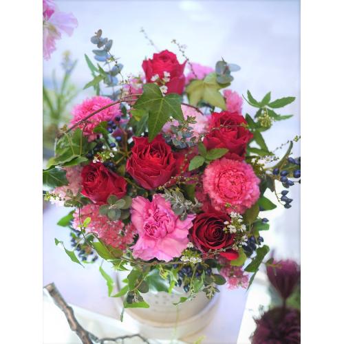 �ォ��g���郉�E���h�{�b�N�X�t�����[M�T�C�Y