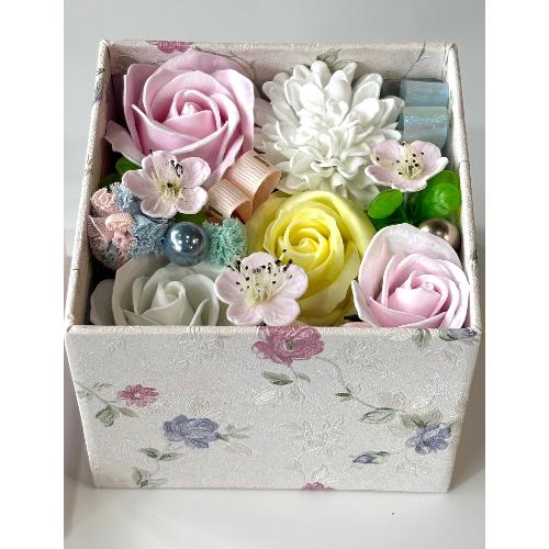 �y�V���{���t�����[�z�Ԃ̂������̐΂���F�t�����[BOX3