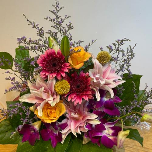 �S�̂��A���邢�F�����̔��d������A�����W�����g�I3