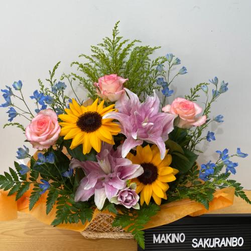 �s���N�̃o���ɕS������ꂽ�A�����W�����g�I�i�Ђ܂�����j