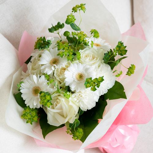 �o���ƃK�[�x���̃z���C�g���E���h�u�[�P